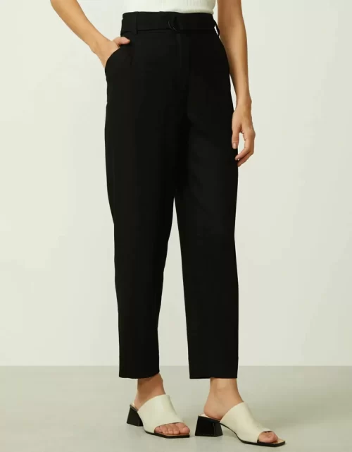 CALÇA SLIM COM CINTO - PRETA - Image 3
