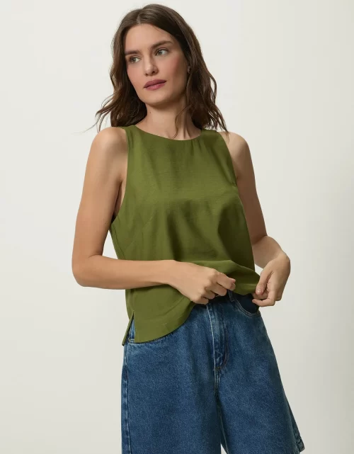 Blusa reta sem manga