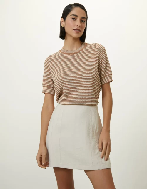 SAIA SHORT COM FENDA - AREIA