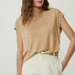 T-shirt bordado ombros