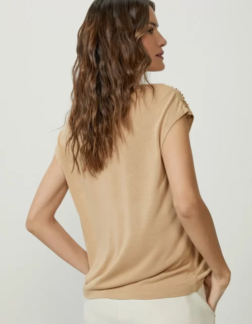 T-shirt bordado ombros - Image 3