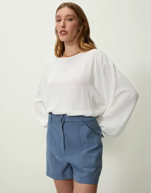 Shorts alfaiatado com cinto