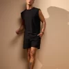 SHORT BIO - PRETO
