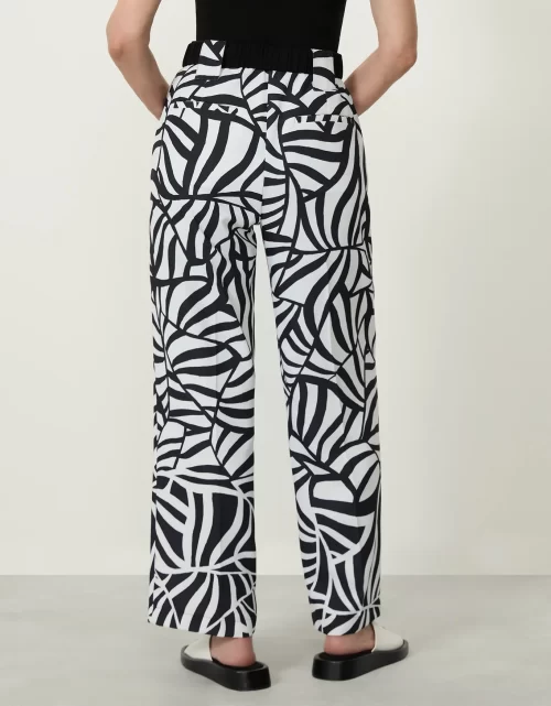Calça Grafico Folhas - Image 3
