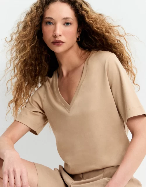 T-shirt pima decote v - khaki