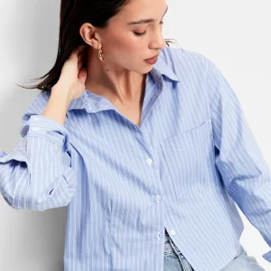Camisa crooped listrada