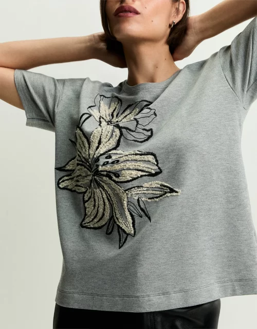 T-shirt flor bordado textura - Image 2