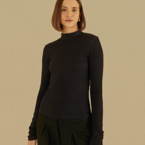 BLUSA GOLA MANGAS - PRETA
