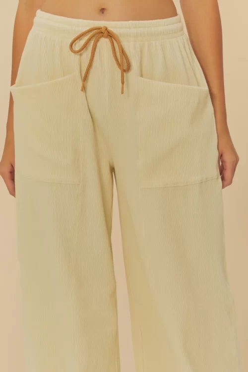 Calça Bolsos Textura - Image 2