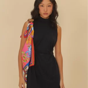 Vestido Curto Franzido Gola