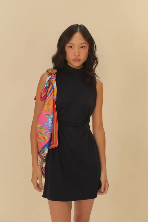 Vestido Curto Franzido Gola