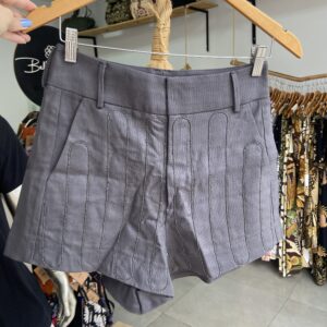Short Bordado - cinza milenar
