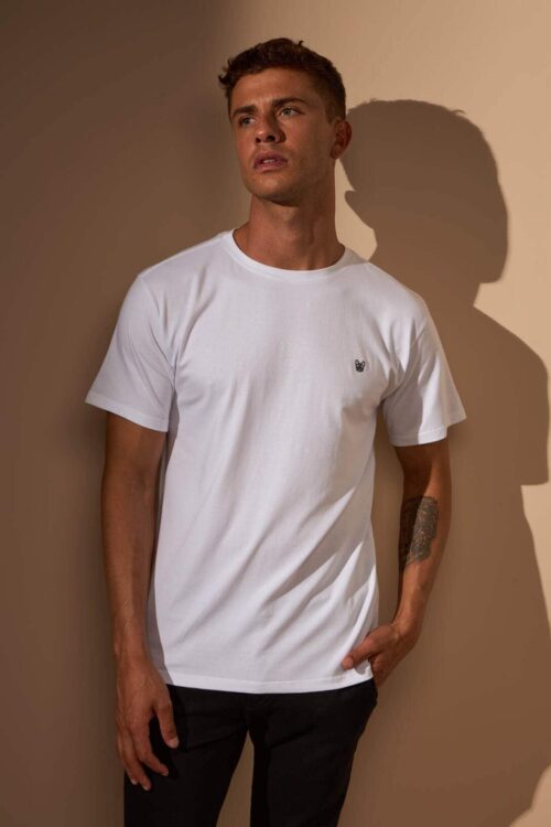 CAMISETA BÁSICA SLIM EGÍPCIO - BRANCO E PRETO