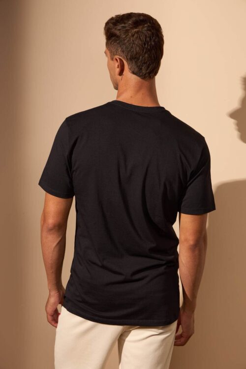 CAMISETA BÁSICA SLIM EGÍPCIO - PRETO E DOURADO - Imagem 2