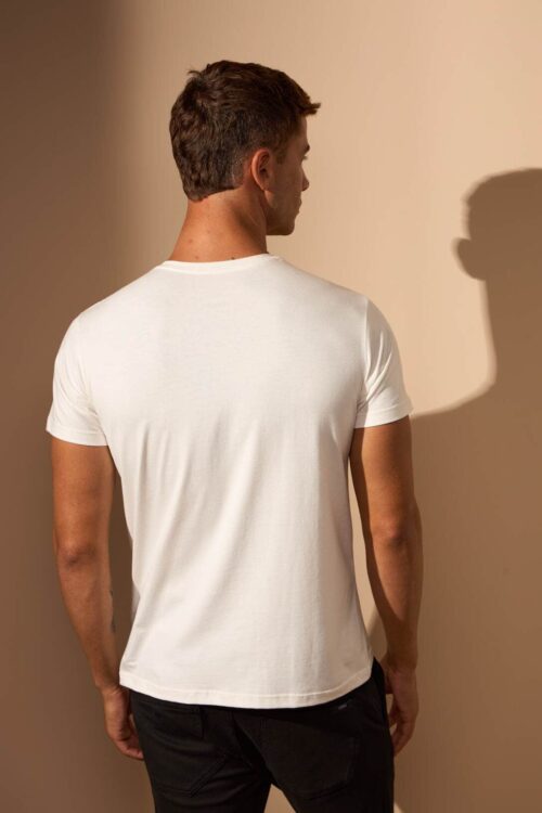 CAMISETA BÁSICA SLIM EGÍPCIO - OFF WHITE - Imagem 2